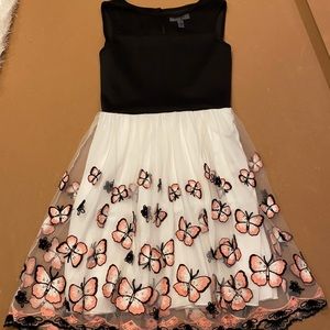 Girls size 7 dress